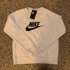 nike sportswear essentials fleece crew sweater